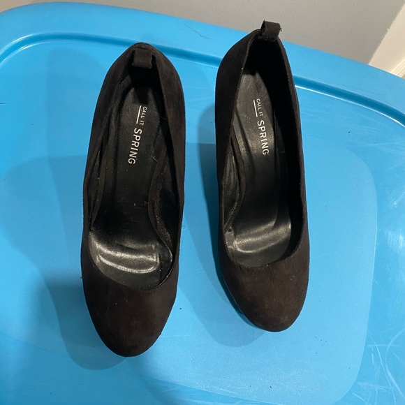 Beautiful leopard wedges - Picture 3 of 5